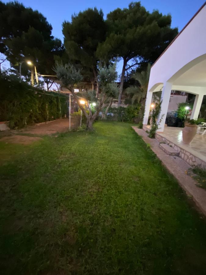 Isabel House Villa Изола деле Фемине Екстериор снимка
