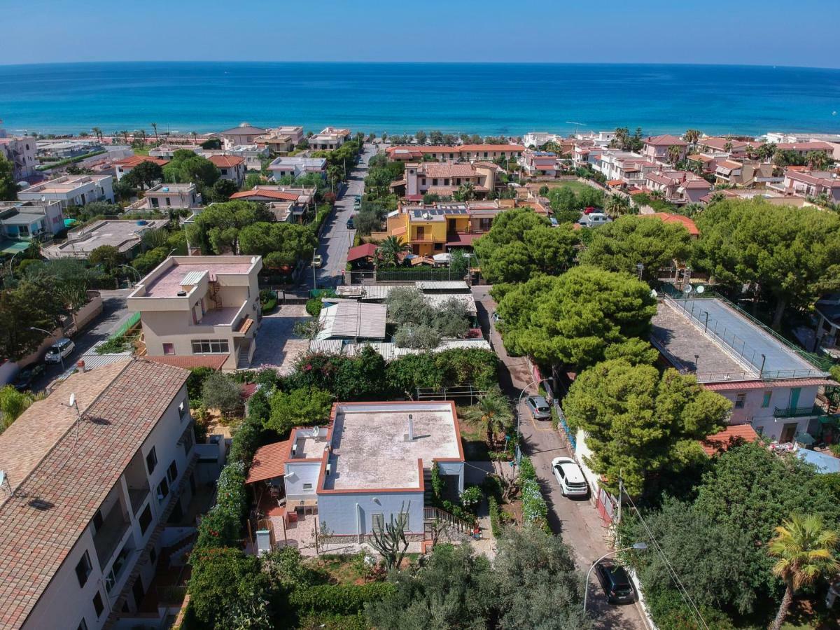 Isabel House Villa Изола деле Фемине Екстериор снимка
