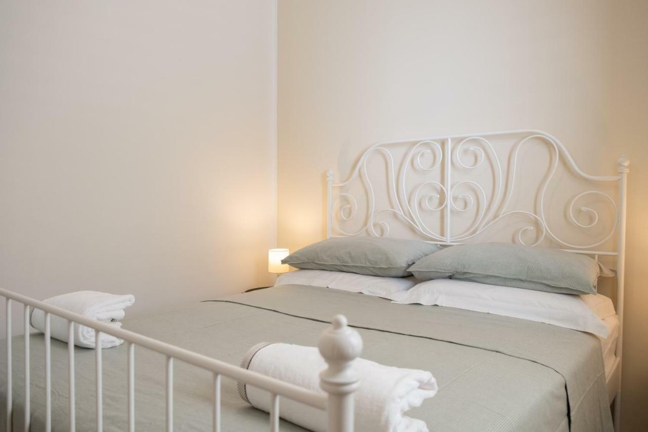 Isabel House Villa Изола деле Фемине Екстериор снимка